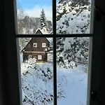 Villa Kouzelná U Lesa *